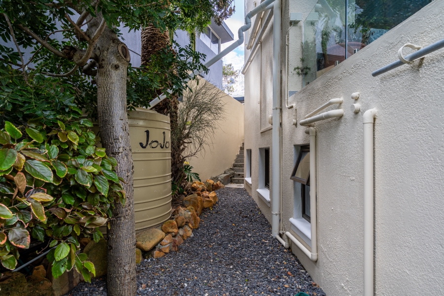 3 Bedroom Property for Sale in Camps Bay Western Cape